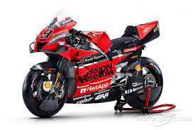 Things changed a lot for me when motogp switched to michelins and unified electronics at the end of 2015, lorenzo said. Motogp Bikes 2020 Die Neuen Motorrader In Der Ubersicht