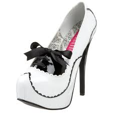 Beautiful Black And White High Heels White Oxford High Heels Must Have Find More Women Fashion Ideas On Www Misspool Com High Heels Heels Pretty Shoes