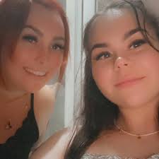 Hi does anyone know what's going