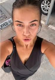 Daily Hailey: Style and Inspiration from Hailey Estrada