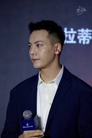 william chan fanpic maserati ghibli fenice event shenzhen nov 26 2020 cr 爱未停 陈伟霆资源博 20201126 陳偉霆出席maserati品牌活動愛未停資源博飯拍 launch event event