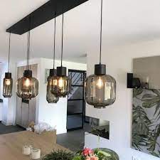 hanglamp lucca 6 lichts op balk drie verschillende geribbelde rookglazen eettafel verlichting eetkamertafel lamp eetkamer lamp design