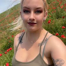 🌼 Friday Night Lore ❄️ Flowers blooming in late fall