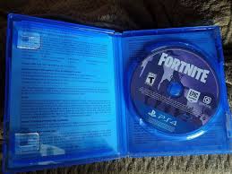 Fortnite for ps4 and ps3 is now the talk of the town! Fortnite Fans Are Paying Hundreds Of Dollars For Physical Copies Of The Game Business Insider