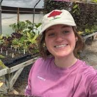 Lori Schinker's Instagram, Twitter & Facebook