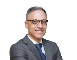 Sergio Freitas's Instagram, Twitter & Facebook