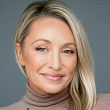 Leigh Lowery's Instagram, Twitter & Facebook