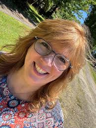 What are the best places to eat in Hood River?