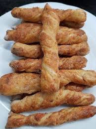 Cocina Basica Y Fresca Palitos De Pan Con Tomate Y Queso Cbf Food Tapas Party Food