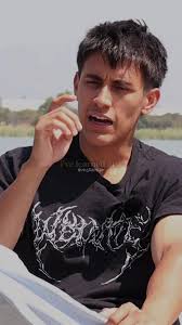 Poor Man Turns Out to Be Rich Damian