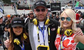 SHOP.COM GOES RACING