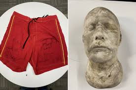 Spongebob squarepants david hasselhoff story? Nickalive David Hasselhoff To Auction The Spongebob Squarepants Movie Memorabilia Including Big Dave A In 2021 Spongebob Squarepants Spongebob Movie Memorabilia