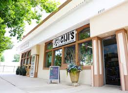 Your local stop for natural pet supplies in boulder and denver. Dog Friendly Denver The Best Locally Owned Pet Stores 5280