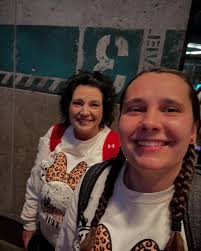 I don't even ride rides🤷🏽‍♀️