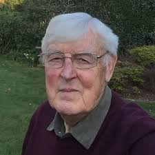 Bioluminescence: a life study of ocean light