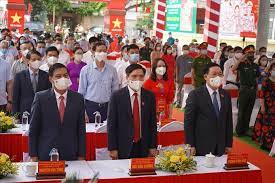 Ông vương đình huệ được đề cử để bầu làm chủ tịch quốc hội khóa xv ngọc mai | 20/07/2021, 11:47 thực hiện công tác nhân sự tại kỳ họp thứ nhất, quốc hội khóa xv, ủy ban thường vụ quốc hội đã trình danh sách đề cử ông vương đình huệ để quốc hội bầu giữ. Chá»§ Tá»‹ch Quá»'c Há»™i VÆ°Æ¡ng Ä'inh Huá»‡ Bá» Phiáº¿u Báº§u Cá»­ Táº¡i Tp Háº£i Phong