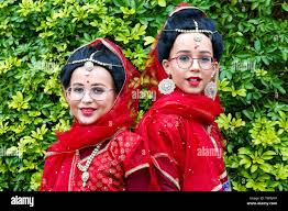 Indian girls living in uk hi-res stock photography and images - Alamy