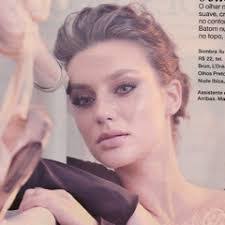 Monique Olsen's Instagram, Twitter & Facebook