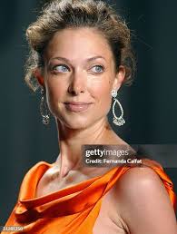 500 Liz Lange Spring 2005 Runway Stock Photos, High-Res Pictures, and  Images