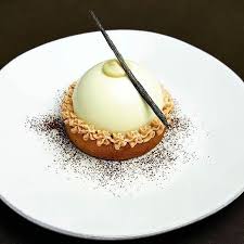 Gateau Vanille Et Caramel Pate D Amande Caramel Salted Creme Patissiere Vanilla Creme Dome And Caramel Buttercream By Food High Tea Food Chocolate Desserts