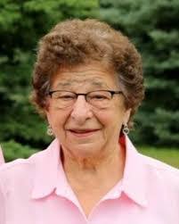 Pam Barth's Instagram, Twitter & Facebook