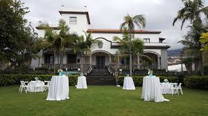 También puede alquilarse para todo tipo de celebraciones. Eveent Eventos Y Celebraciones En Canarias Finca Zamora Tenerife Coctel Jardin Principal Y Fachada Facebook