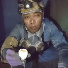 Ladiessssss how're we staying warm this winter? My first winter in solar,  tips and tricks