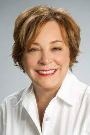 Marissa Stapleton's Instagram, Twitter & Facebook