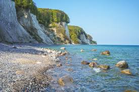 Wir befinden uns im zentrum des historischen ostseebades, direkt in der hauptstraße, der verkehrsberuhigten flaniermeile von binz. Nationalpark Jasmund Auf Rugen Wanderungen Tipps