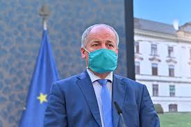 Po dobu čtyř let jsem pracoval jako poradce na ministerstvu financí, kde jsem se věnoval zdravotnictví. Czech Health Minister Adam Vojtech Resigns To Be Replaced By Roman Prymula Brno Daily