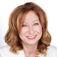 Amy Gallant's Instagram, Twitter & Facebook