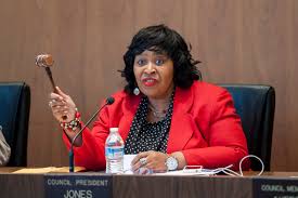 Jones riles Democrats with independent run