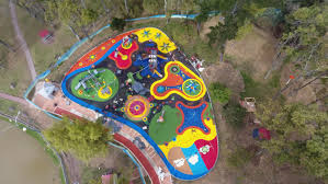 Juegos competitivos la ejecución de los juegos competitivos suele ayudar a lo … en el presente artículo conocerás algunos de los más divertidos juegos recreativos para niños de 6 a 12 años, en donde se necesita la inclusión de 2 o. Nueva Zona De Juegos Infantiles En El Parque De Los Novios En Bogota Bogota Gov Co