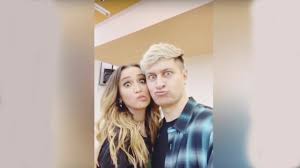 Сибиряк с затулинки сыграл свадьбу с ольгой бузовой на мальдивах. Olga Buzova I Dava Olya I David Ty Moj Okean Youtube