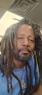 I feel like I need a Sagittarius man to match my energy 👀 Has anyone ever  dated another Sagittarius? I'm in Tampa, FL let's celebrate our birthdays  together 🥳🥳♐️