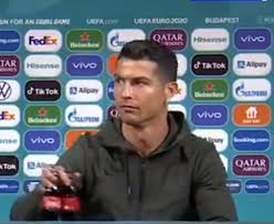 Messi's 2021 ronaldo's 2021 highlights. Cristiano Ronaldo Shows How Much He Hates Coca Cola On Tv Futballnews Com
