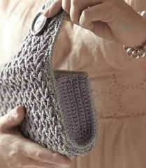 An selection of free knitting patterns for knit bags, purses and totes. New Crochet Purse Pattern Free Clutches 19 Ideas