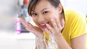 Learn more about how to spot it and begin getting treatment early on. Dermatologists Raffles Skin Aesthetics Centre Singapore