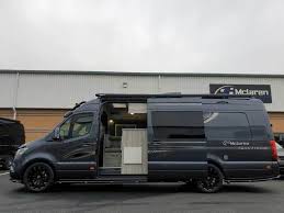 Motorhome Conversions Sportshome Conversions Mclaren In 2020 Reisemobil Wohnmobil Ausbau