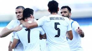 Οι παίκτες του παοκ πήραν τις απαιτούμενες ανάσες τους την κυριακή με το τελευταίο τους ρεπό πριν από την έναρξη του πρωταθλήματος και κατά την διάρκεια της δευτέρας ξεκίνησαν την προετοιμασία τους για την πρεμιέρα. Oi Klhseis Gia Kosobo Kai Soyhdia Me Mia Ekplh3h Gia Thn E8nikh Ellados