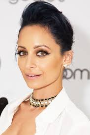 The style icon opened up during the celebration of her house of harlow 1960 x revolve clothing collab, where she was. Nicole Richie Dyed Her Hair Again Midnight Blue Hair Hair Color Trends Dark Blue Hair