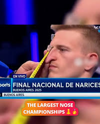 Who's the winner? 😆👃📏 #funny