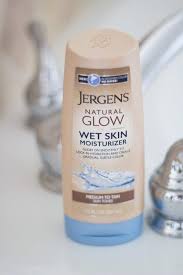 My After Shower Tanning Routine Wet Skin Moisturizer Jergens Natural Glow Jergens Wet Skin Moisturizer