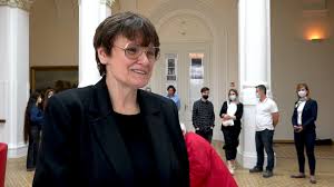Renowned hungarian biochemist, karikó katalin, shared her opinion on the question of mixing the different types of covid vaccines. The Biochemist Whose Research Helped Create Covid 19 Vaccines Cgtn