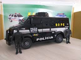 Encontre este pin e muitos outros na pasta danger close de abel reynoso police & military art studio. Caveirao Blindado Bope Pmmg Frota Miniaturas