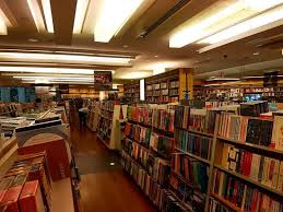 Kuala lumpur es la mayor ciudad de malasia, la capital de la federación y la capital nacional legislativa. Greatest Bookstore In Malaysia Kinokuniya Book Stores Kuala Lumpur Traveller Reviews Tripadvisor