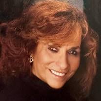 Kay Farris's Instagram, Twitter & Facebook