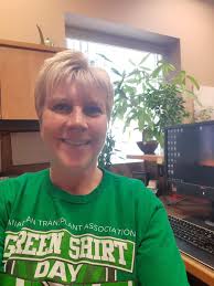 Ribbon in memory of Axe delivered by council member