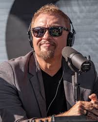 🎙️ Florida's Voice Radio w/ Drew Steele M-F from 3-6 PM 🌴 Listen