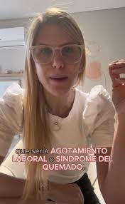 Katrina Comer's Instagram, Twitter & Facebook